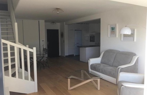 Perros-Guirec Apartment | Appartement Perros-Guirec, 4 pièces, 8 personnes - FR-1-368-253