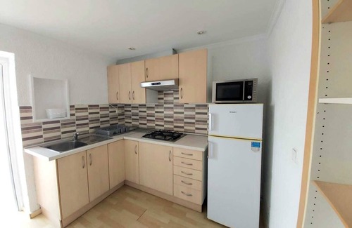 Llanca Apartment | Appartement Pour 4 Personnes Avec Piscine, Terrasse, á 5mn Plage de la Farella