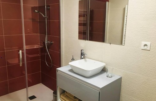 Bois-Grenier Apartment | Appartement rénové proche de Lille