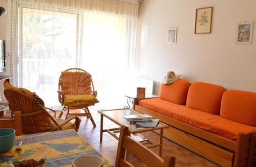 Sainte-Maxime Apartment | Appartement Sainte-Maxime, 2 pièces, 5 personnes - FR-1-226-383
