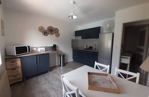 Frejus City Centre Villa | Appartement T2 Dans Maison Calme Avec Piscine