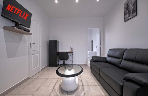 Tremblay-en-France Apartment | Appartement tout confort - Paris Nord Villepinte-CDG-Disneyland