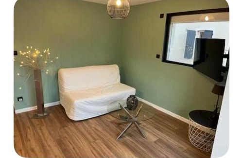 Saint-Uze Apartment | Appartement tout confort climatisé