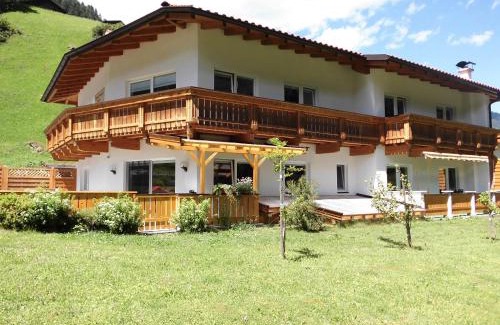 Neustift Im Stubaital Apartment | Appartementhaus Gleirscher