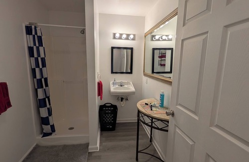 Milford Hotel | Apple Inn and Suites Cooperstown Area