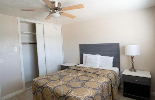 Victorville Hotel | Apple Valley Hotel & Lodge