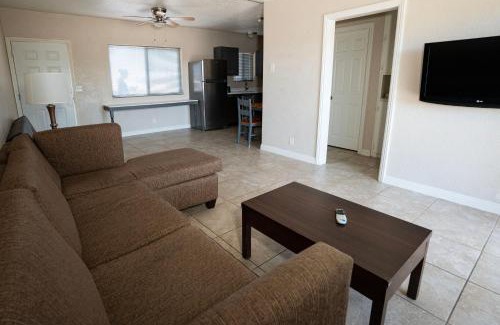 Victorville Hotel | Apple Valley Hotel & Lodge