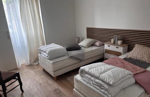 Thiviers Apartment | Appt ville campagne