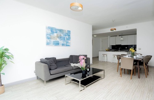 Tumba Vieja Apartment | Apt 2 bedroom free parking and pool
