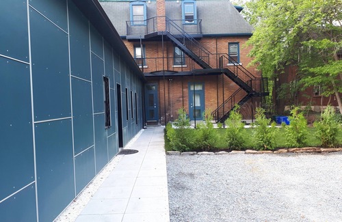 Sudbury Apartment | Apt. #4: at the Royale on Cedar. A small but cozy retreat. 13%hst & 6%MAT incl.