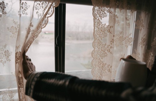 University District Apartment | Apt. #6 · Goldsmith's River Front Inn - Rock Creek Apartment