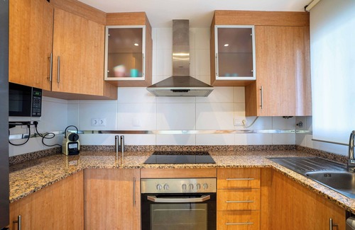 Cabanes Apartment | Apt. for 5 people with swimming pool, terrace, AC, WiFi and free parking