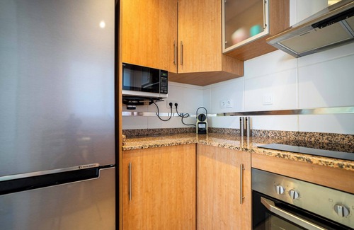 Cabanes Apartment | Apt. for 5 people with swimming pool, terrace, AC, WiFi and free parking