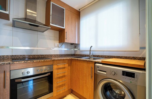 Cabanes Apartment | Apt. for 5 people with swimming pool, terrace, AC, WiFi and free parking