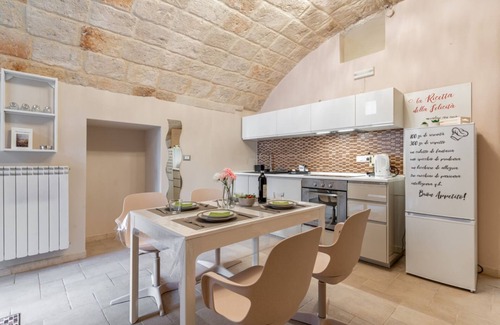 Centro Storico Apartment | Apt in HISTORIC CENTER! 5 min from Cala Porta Vecchia