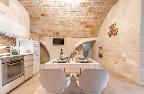 Centro Storico Apartment | Apt in HISTORIC CENTER! 5 min from Cala Porta Vecchia