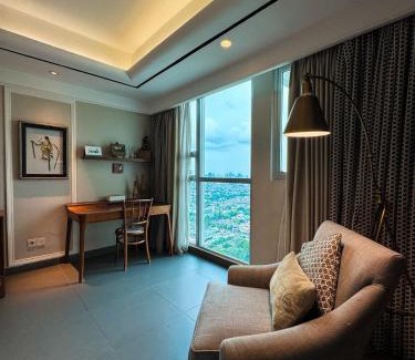 Bangka Apartment | Apt Kemang Village Tower Intercon with Wi-Fi and Pool by Damaresa