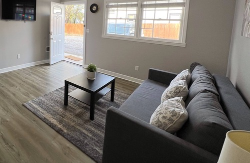 Dunean Apartment | Apt. near Downtown - 2BR/1BA/3BE