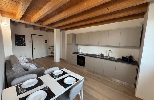 Old Town Apartment | Apt nel cuore di Mantova con garage