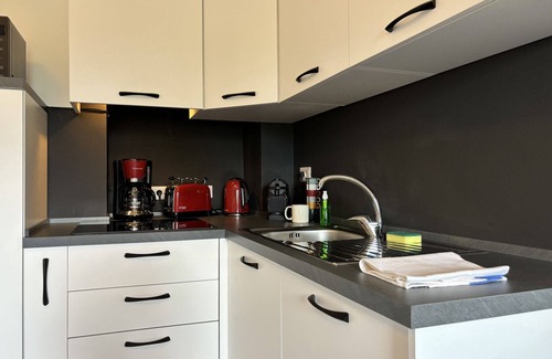 Dongo Apartment | Apt Rigoletto, garden, air conditioning - Larihome A69