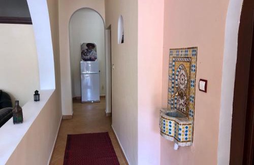Bensergao Apartment | APT traditionnel et très bien situé - WIFI & PARKING