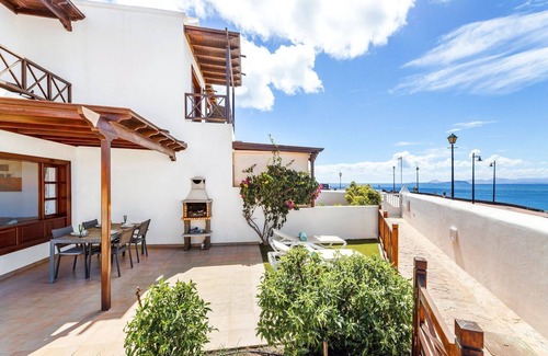 Yaiza Villa | Apt. Vista Mar - Aura Villas