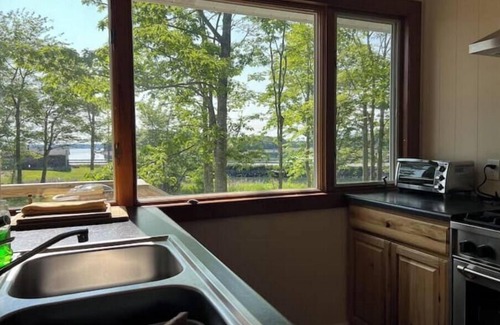 Deer Isle Apartment | Apt w/Views-Beach & Boat Access