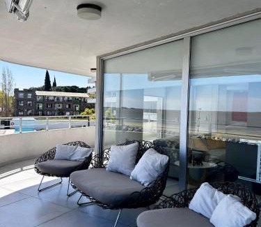 Colonia del Sacramento Apartment | Apto 2 Dormitorios Balcón Vista al Río