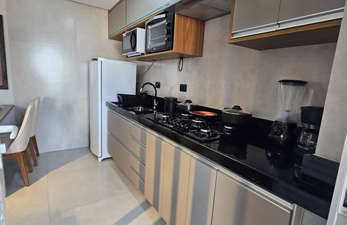 Caicara Apartment | Apto na Praia Grande SP 1 Quadra da Praia 5 Adultos e 1 Criança Lazer Liberado