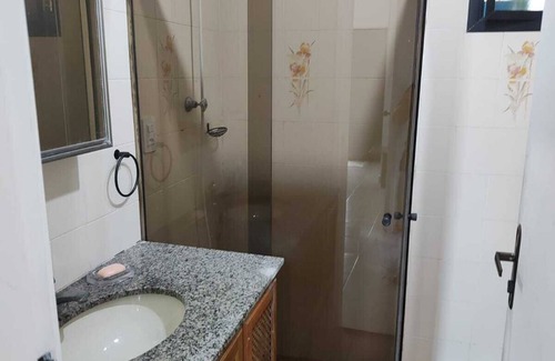 Parque Enseada Apartment | Apto Guarujá Enseada 3 Dormitórios 2 Vagas de Garagem e Piscina
