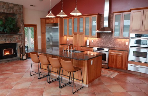 Stafford House | Aquia Creek Lodge - Quantico Graduation Home