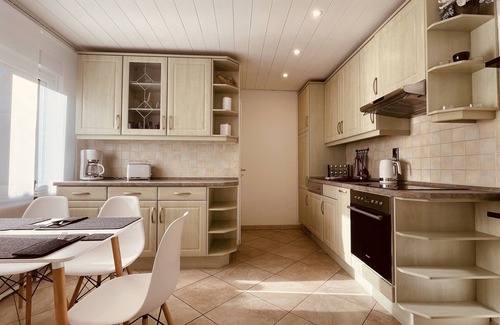 Goßwitz Apartment | AR Apartments II - Prime, kitchen 5 pers. - by the Thuringian Sea