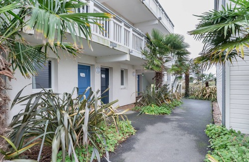 Courseulles-sur-Mer Apartment | AR MOR 603 - One Bedroom Apartment, Sleeps 4