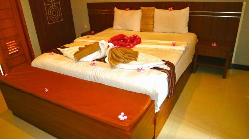 Selong Belanak Hotel | Ara Artati Lombok bungalows and Restaurant
