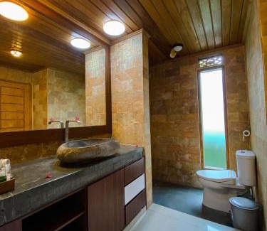 Selong Belanak Hotel | Ara Artati Lombok bungalows and Restaurant