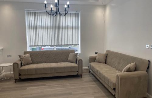 Blackpool Town Center House | Araan House Hotel -Families and Couples Only