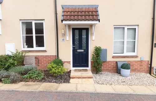 Swindon House | Arabian Nights House-Private Bathroom