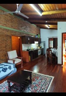 Puerto Leoni House | Arami Lodge