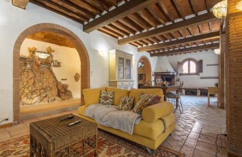 Vicopisano House | Arancera di Villa Edoardo by VacaVilla