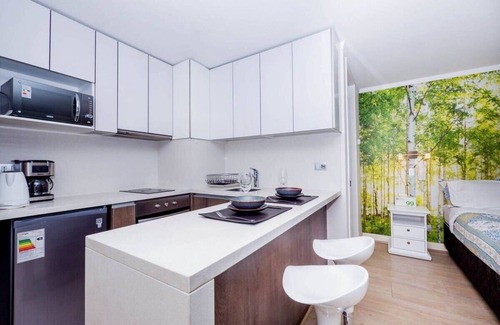 Apoquindo Apartment | Arauco Retreat w/Parking, Pool, next to shopping