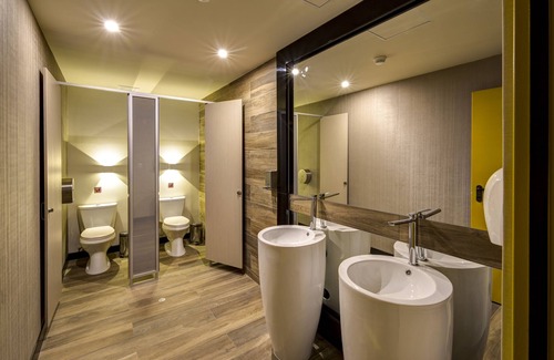 Leuro Hotel | Arawi Miraflores Express