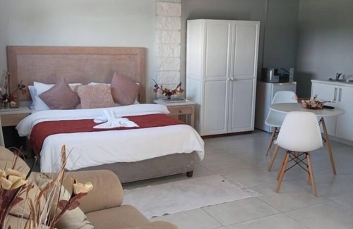 Beacon Bay House | Arbour Lodge