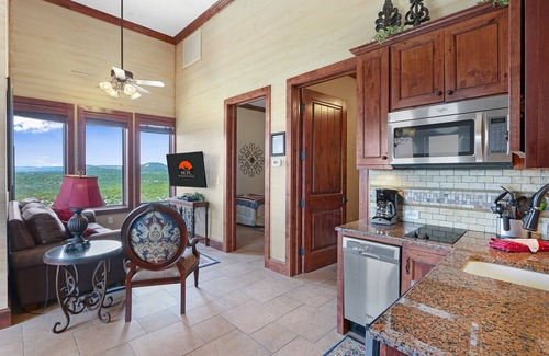 Johnson City Hotel | Arc de Texas- Lafayatte Suite I ATV's, Pool, Stargazing, on 2001 acres!