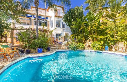 Estepona Villa | ARCADIA - AVENIDA 28 De LAS ADELFAS 29680 ESTEPONA, MALAGA