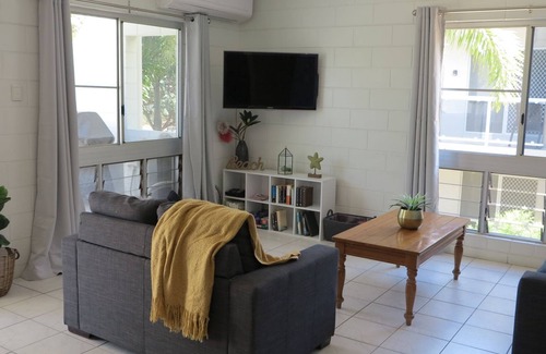 Arcadia Apartment | Arcadia Beach Unit 4 - Charming sunny apartment with front row balcony view over Geoffrey Bay