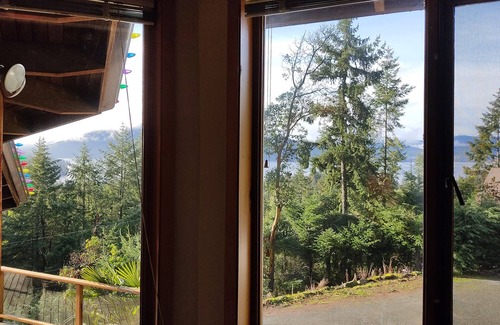 Salt Spring Island House | Architect Designed Ocean View Home