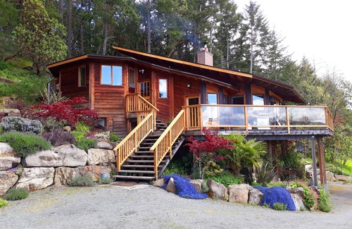 Salt Spring Island House | Architect Designed Ocean View Home