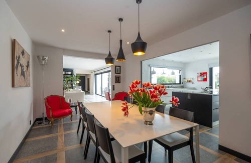 Les Portes-en-Re House | Architect villa with heated pool ideally located