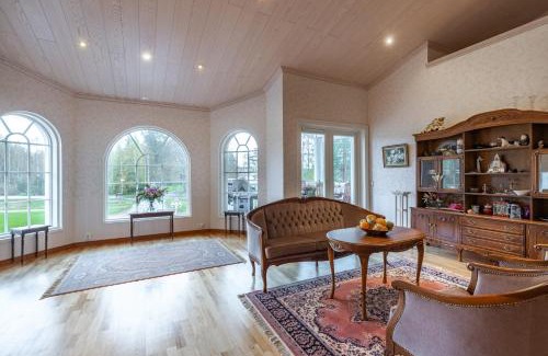 Rovaniemi Villa | Arctic Countryside House