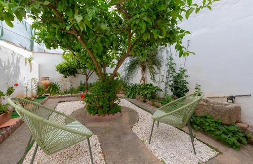 Ardales House | Ardales House